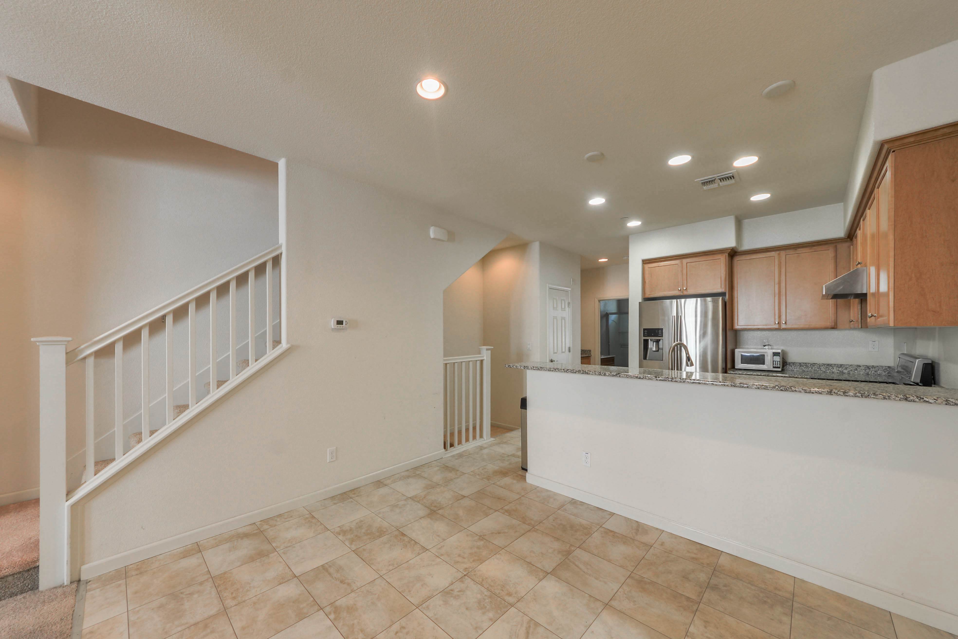 2086 Vincenzo Walkway – photo 2