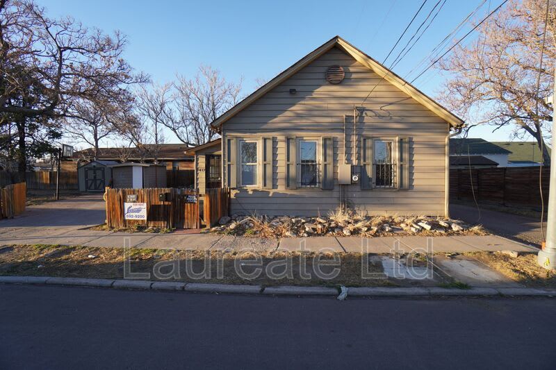 2417 E 47th Ave – photo 1