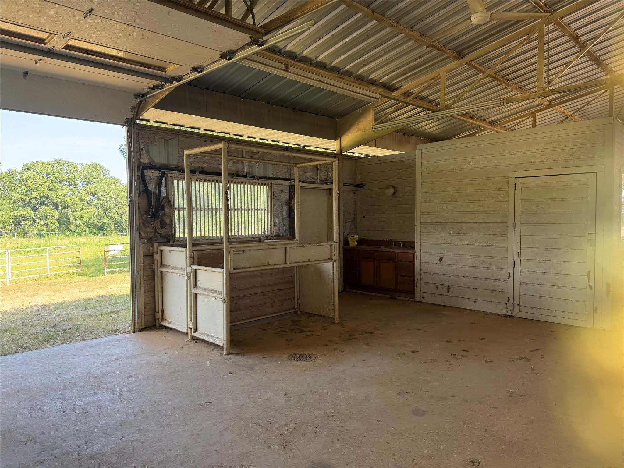 950 Sanders Road – photo 4