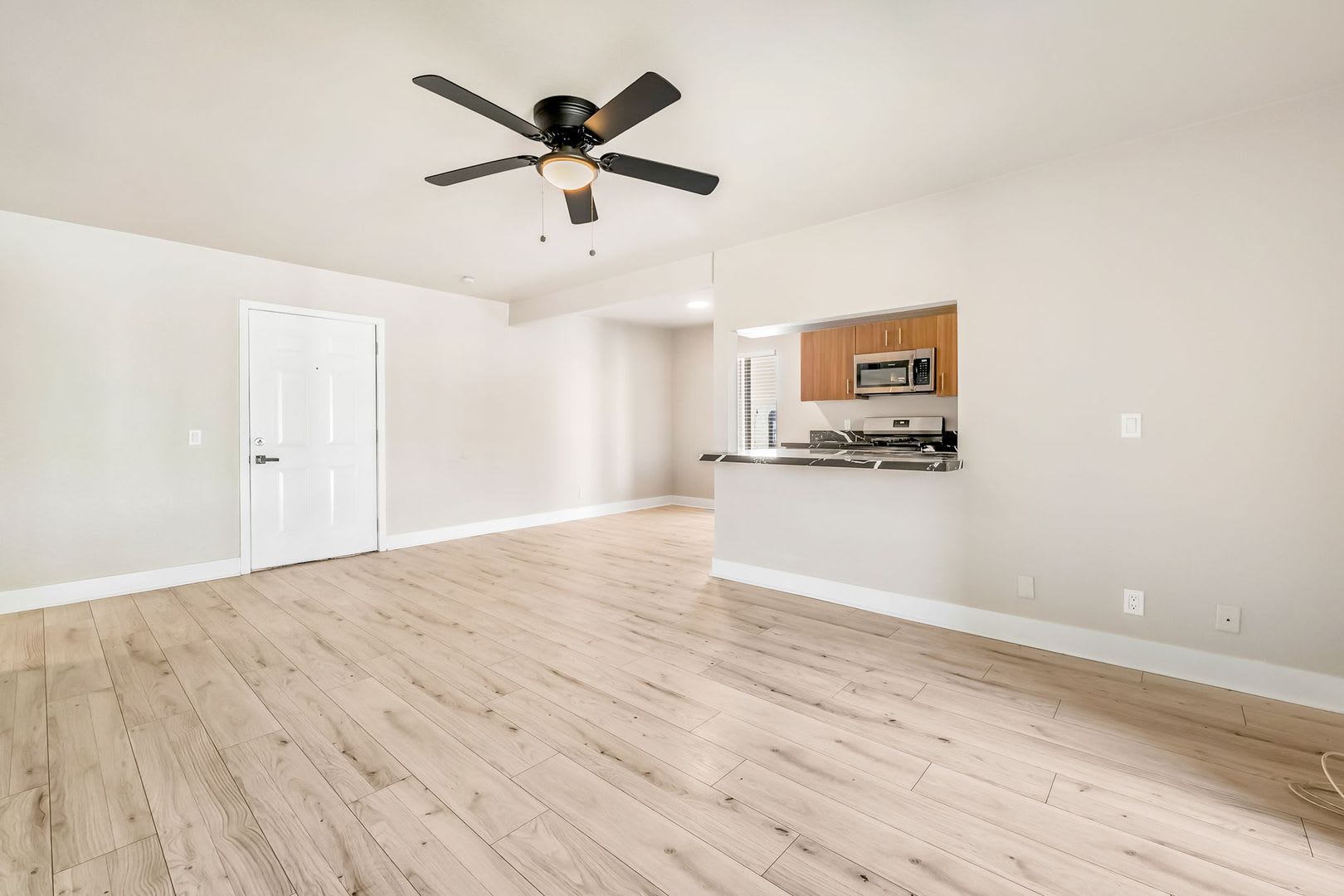 Modern Comfort Minutes from the Heart of Las Vegas! – photo 5