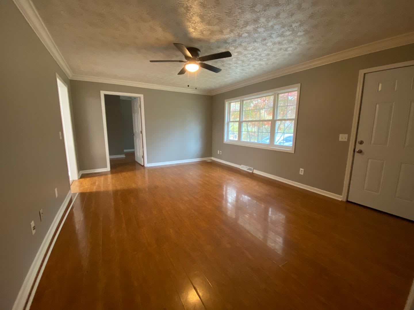 4 bedroom, 1-1/2 bathroom House in West Rome! – photo 4