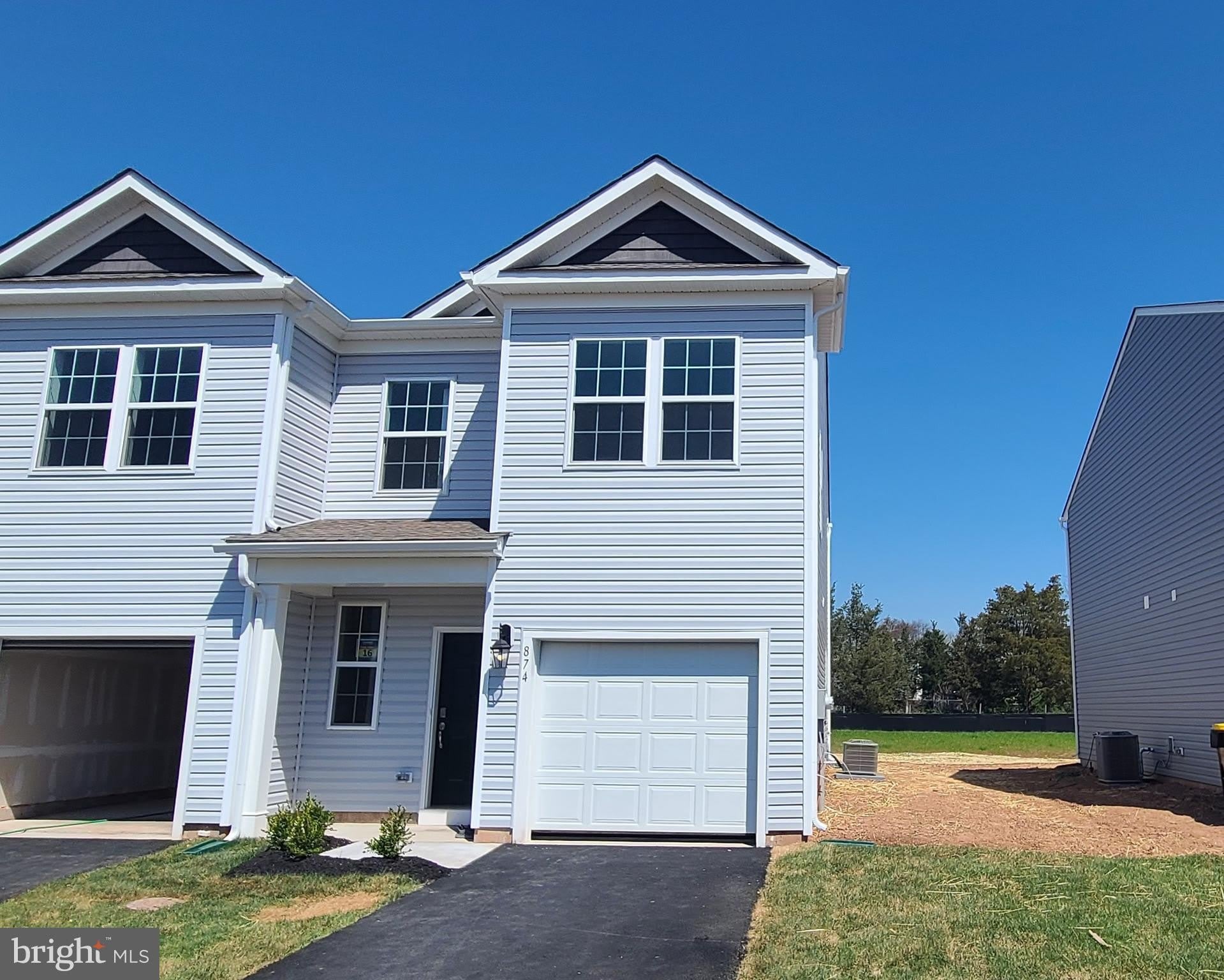 874 PEACEFUL Lane – photo 2