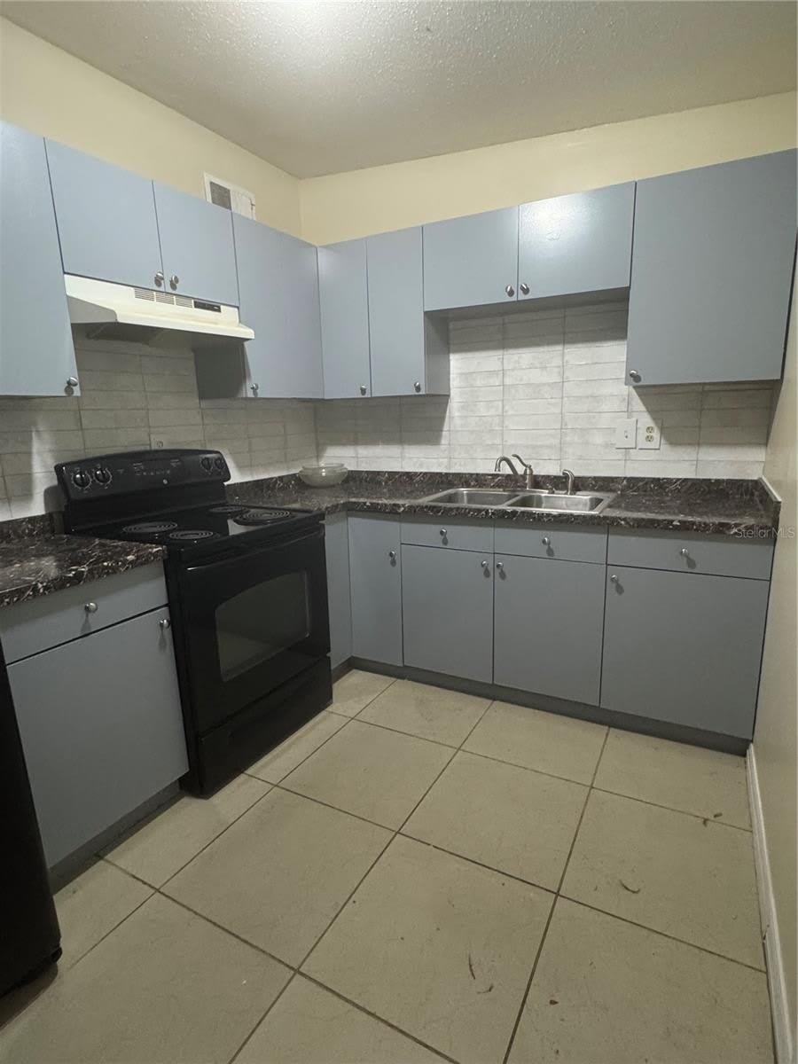 1216 LAWNE Boulevard – photo 4