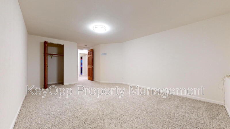 31 Crestline Avenue – photo 2