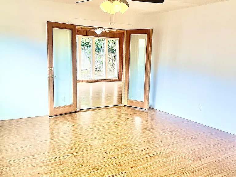 657 Trouville Avenue – photo 3