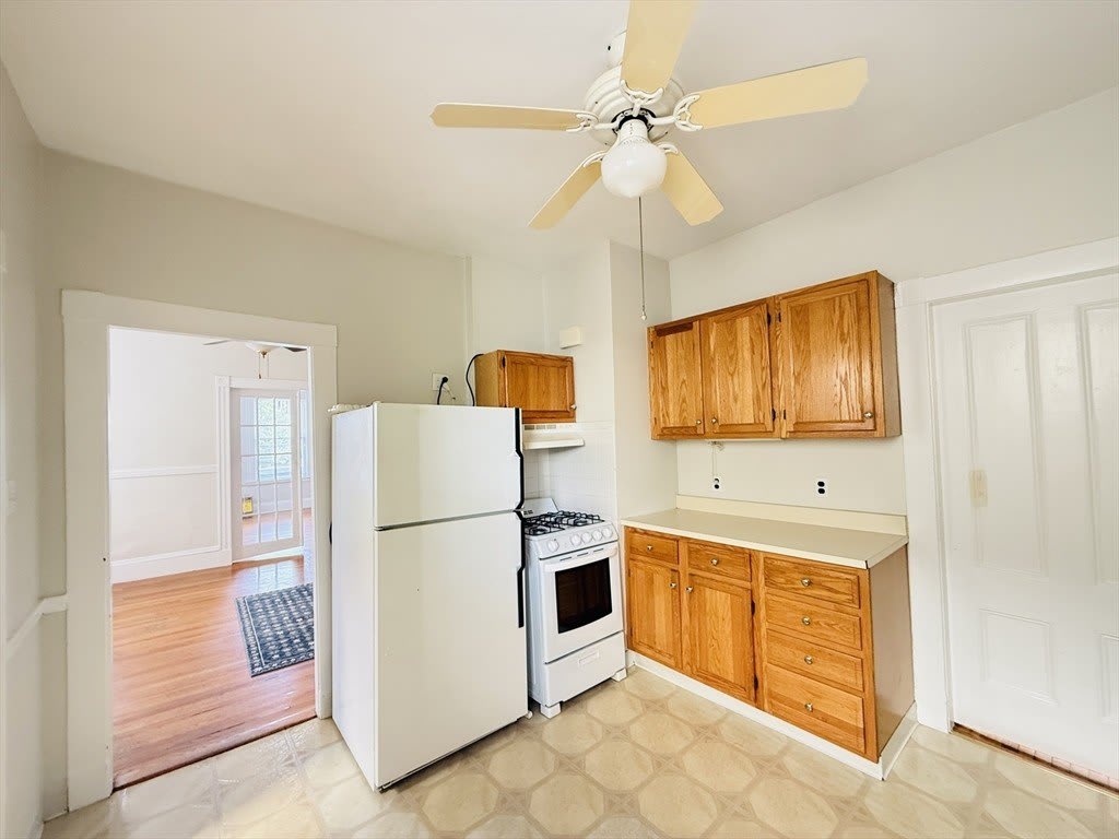 35 Kingston St – photo 2