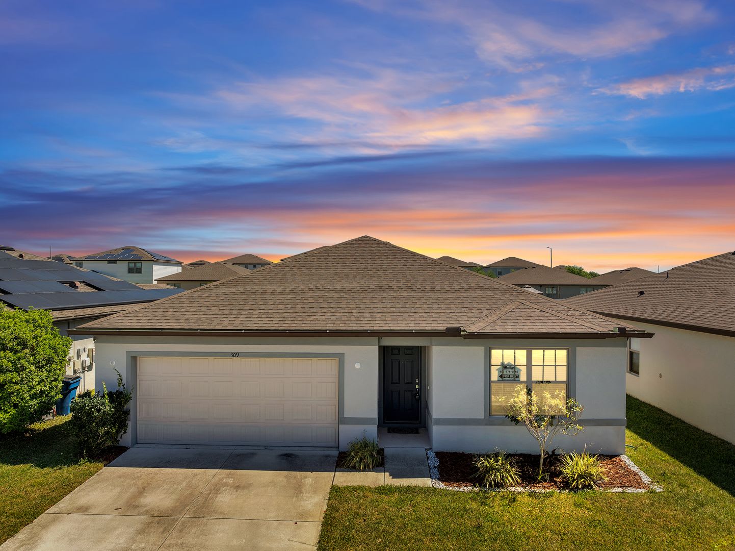 Lovely 4/2 in Davenport! Available now! – photo 2
