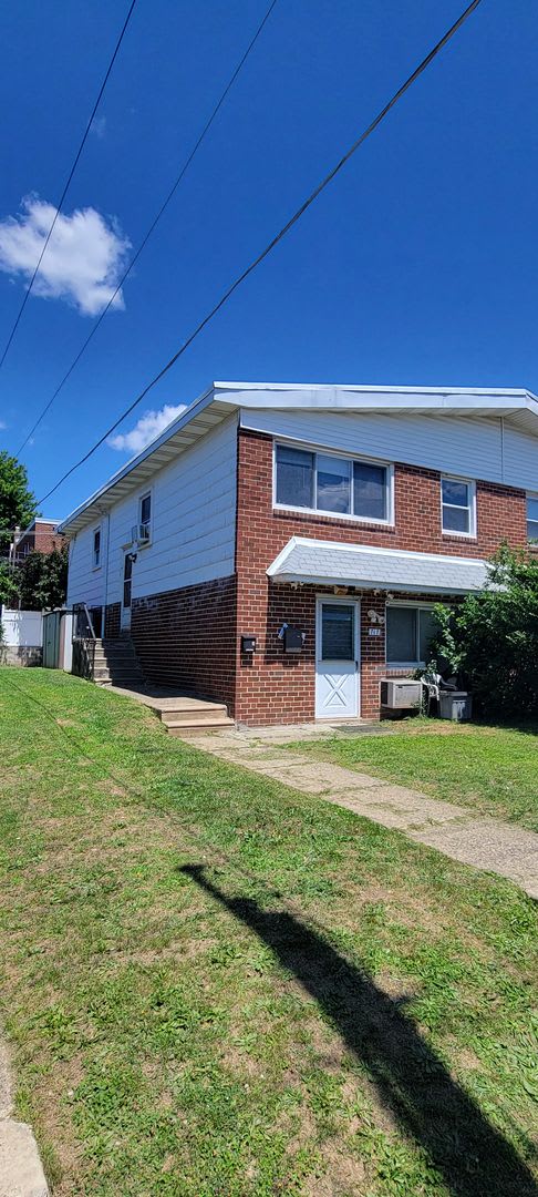 Gorgeous 2BR Unit in Far Northeast of Philadelphia. – photo 1