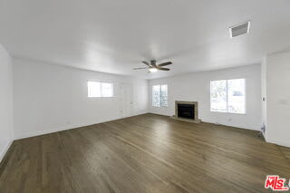 820 Pier Avenue – photo 2