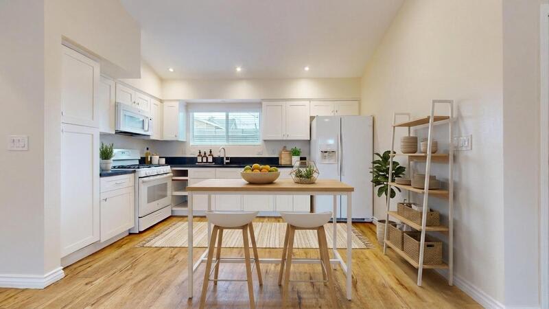 1025-1027 W. 46th Street – photo 3