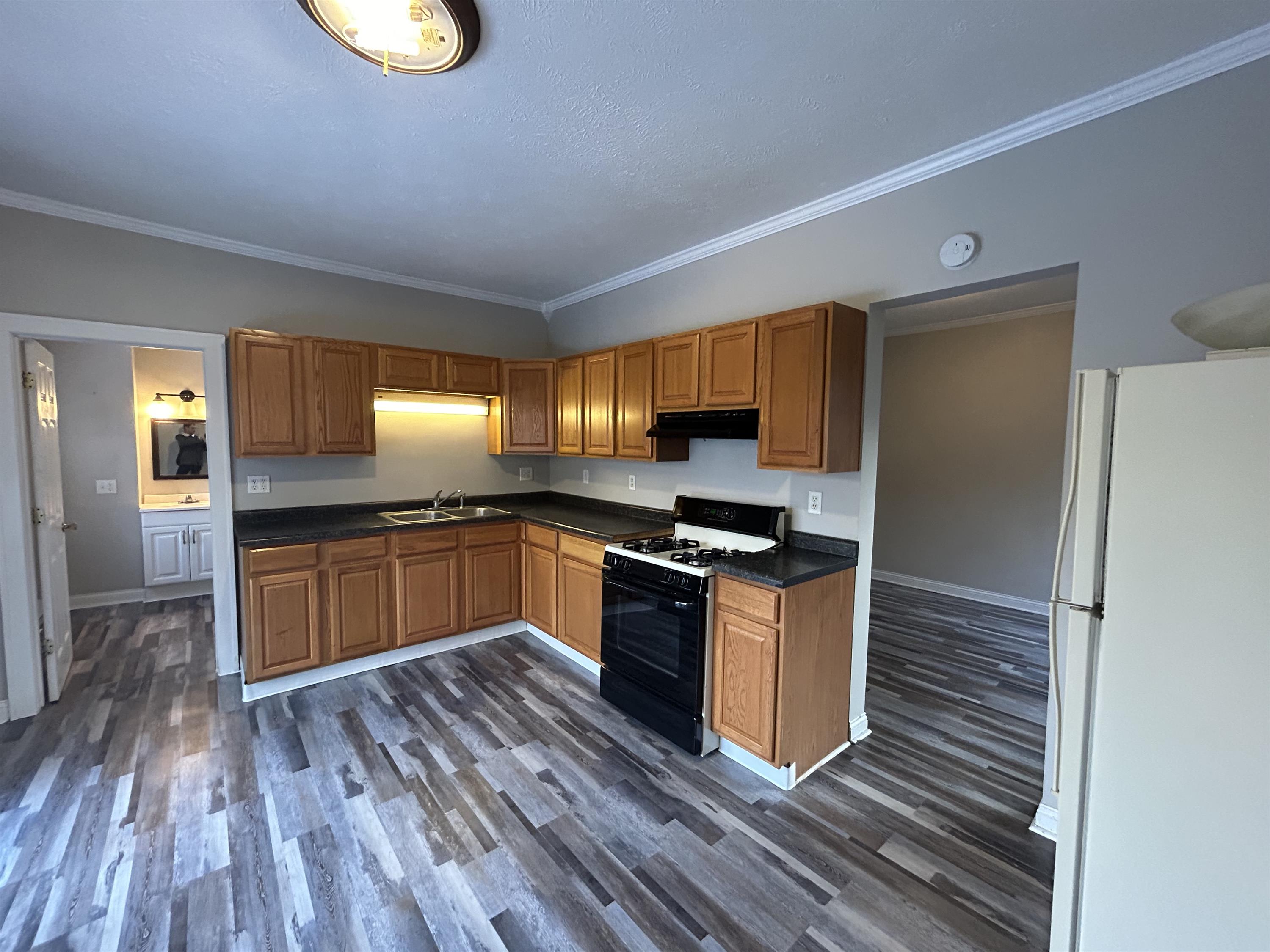 291 Laurel Drive – photo 4