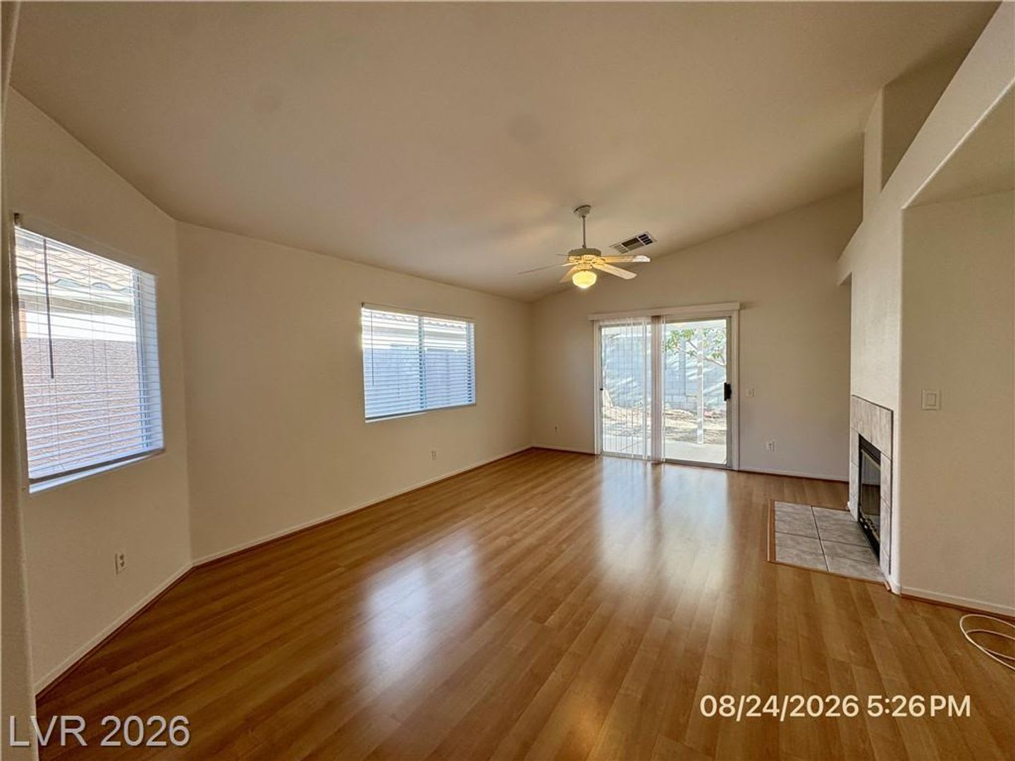 Charming 3-Bedroom Home with Private Backyard in Green Valley Ranch – photo 4