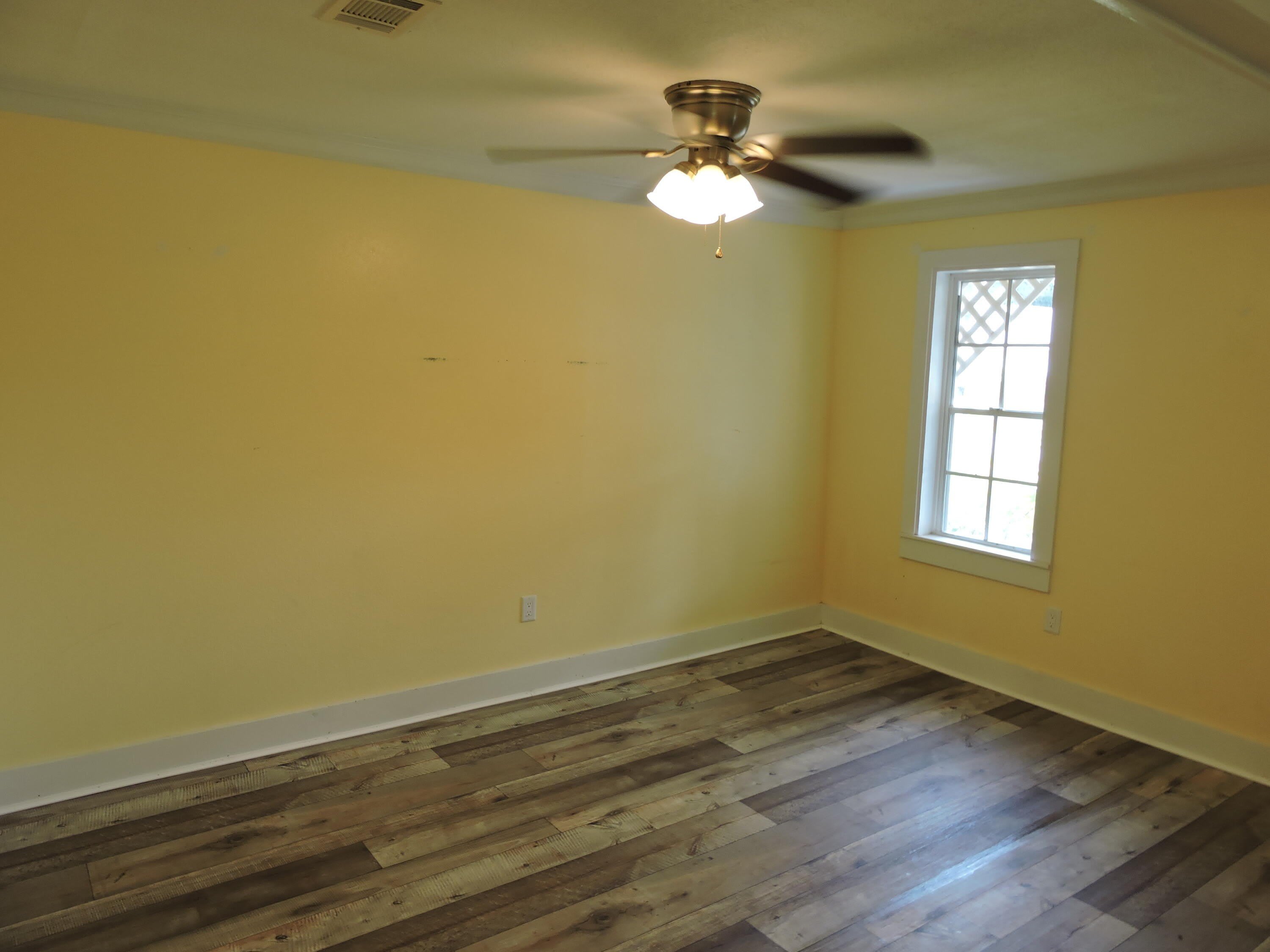 201 Dixie Street – photo 3