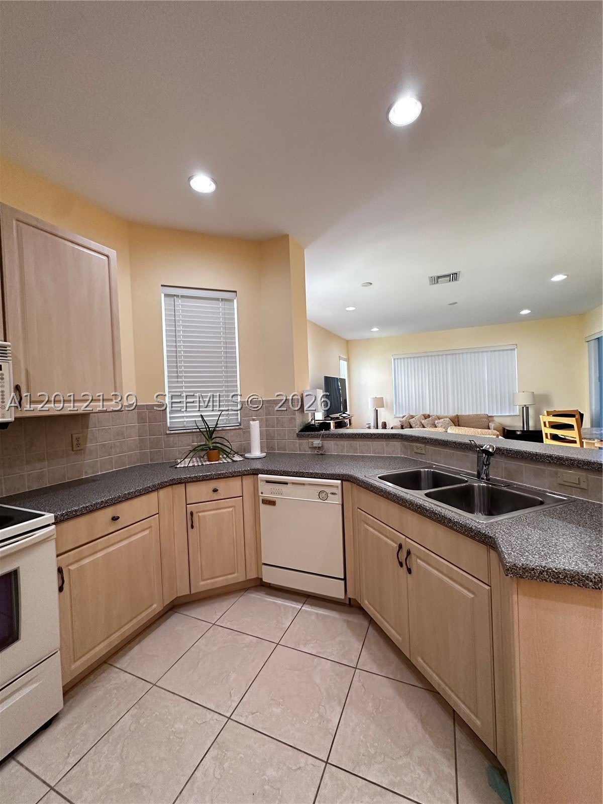 606 Mariner Bay Blvd – photo 1