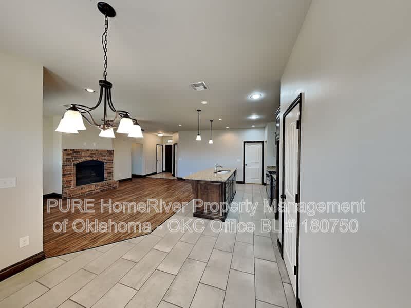 9004 Arman Dr – photo 4