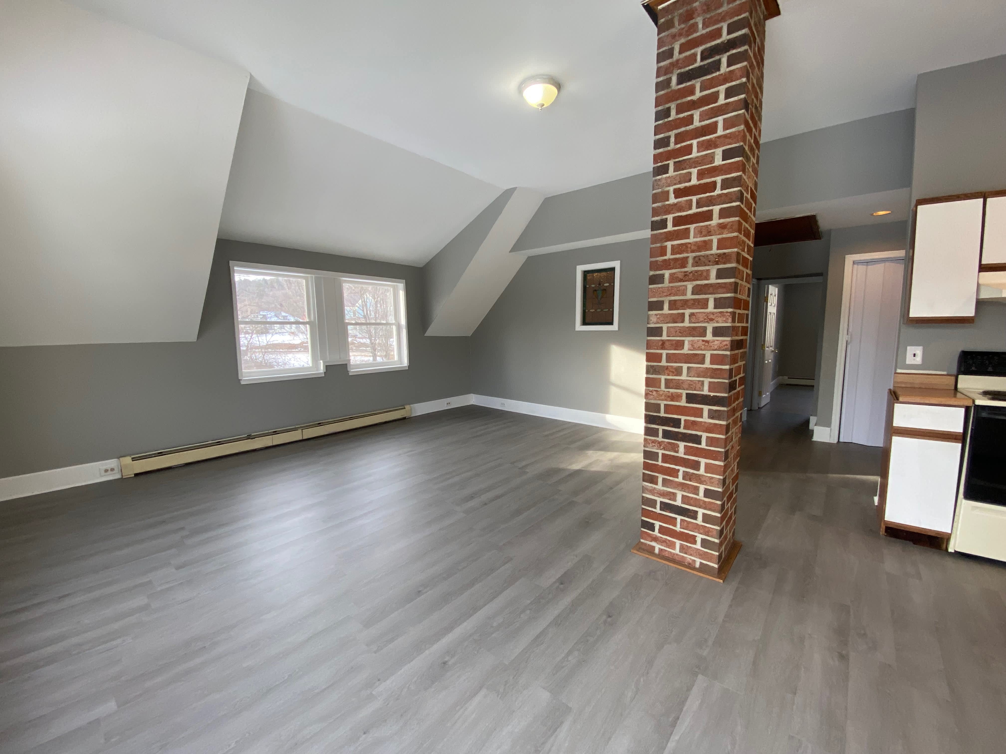 187 Main Street – photo 2