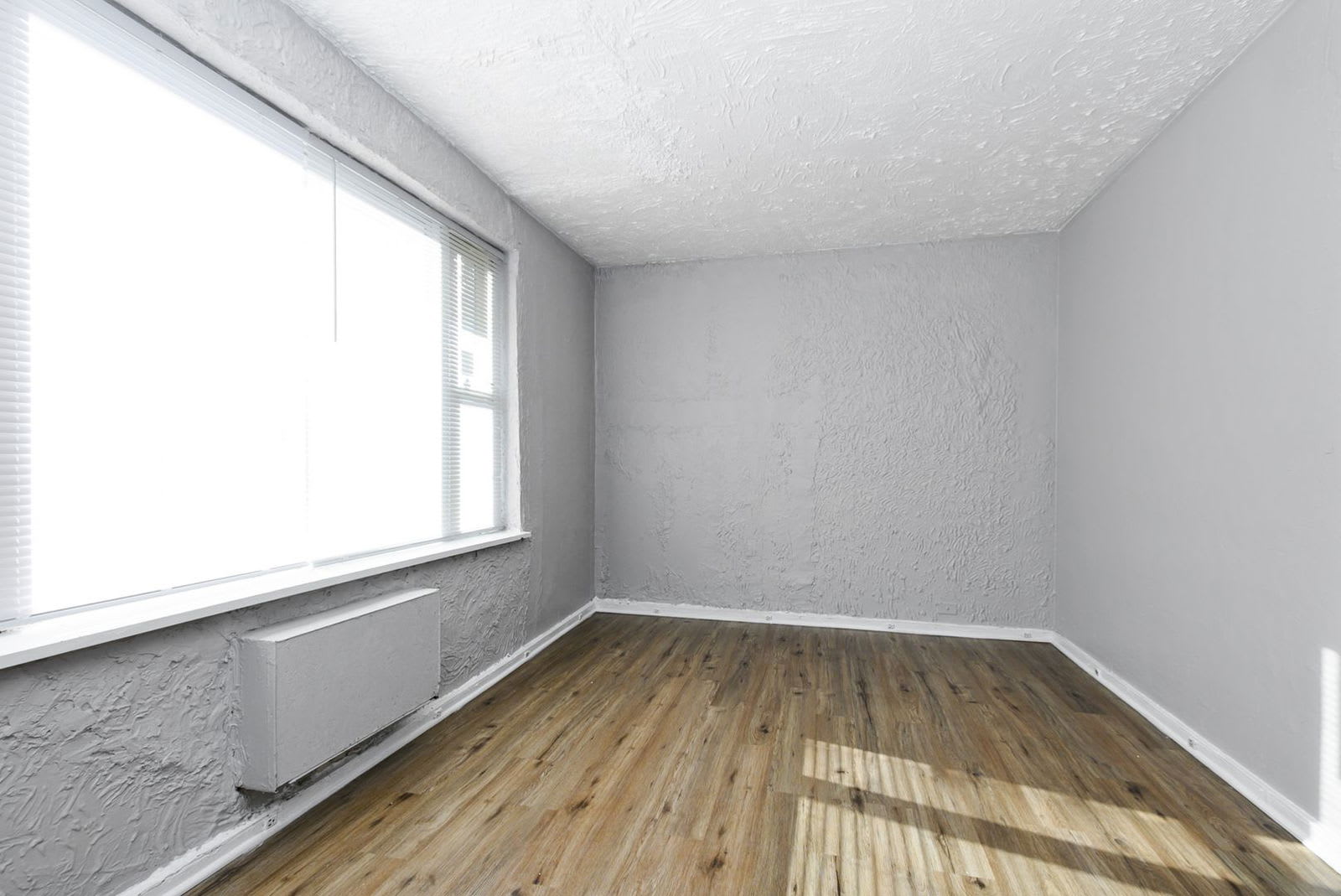 8126 South Western Avenue – photo 5