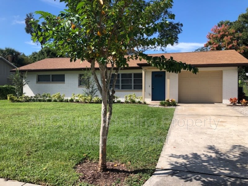 825 Driver Ave. – photo 1