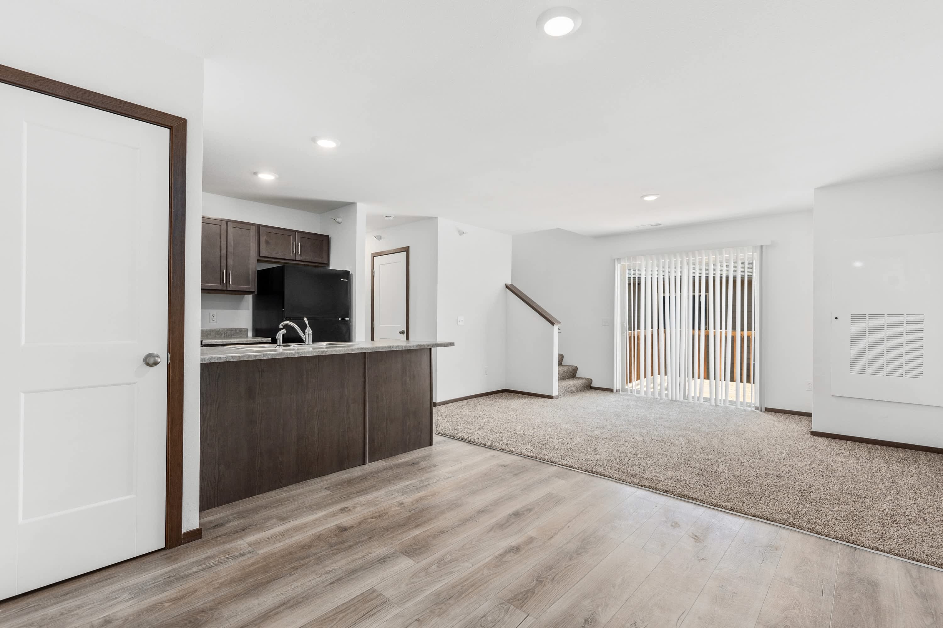 Shepherd Hills Commons – photo 1