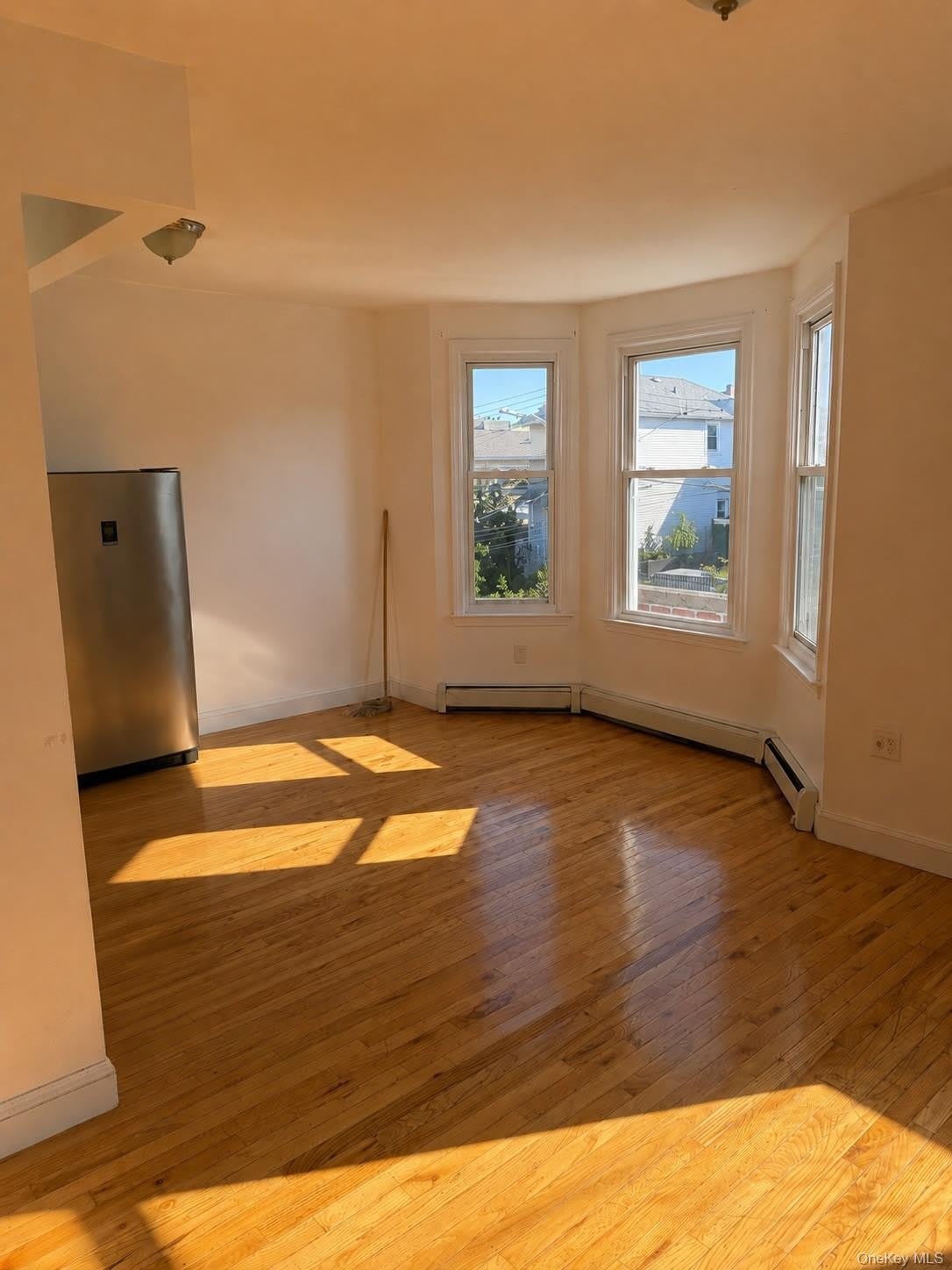 1337 Ellison Avenue – photo 3