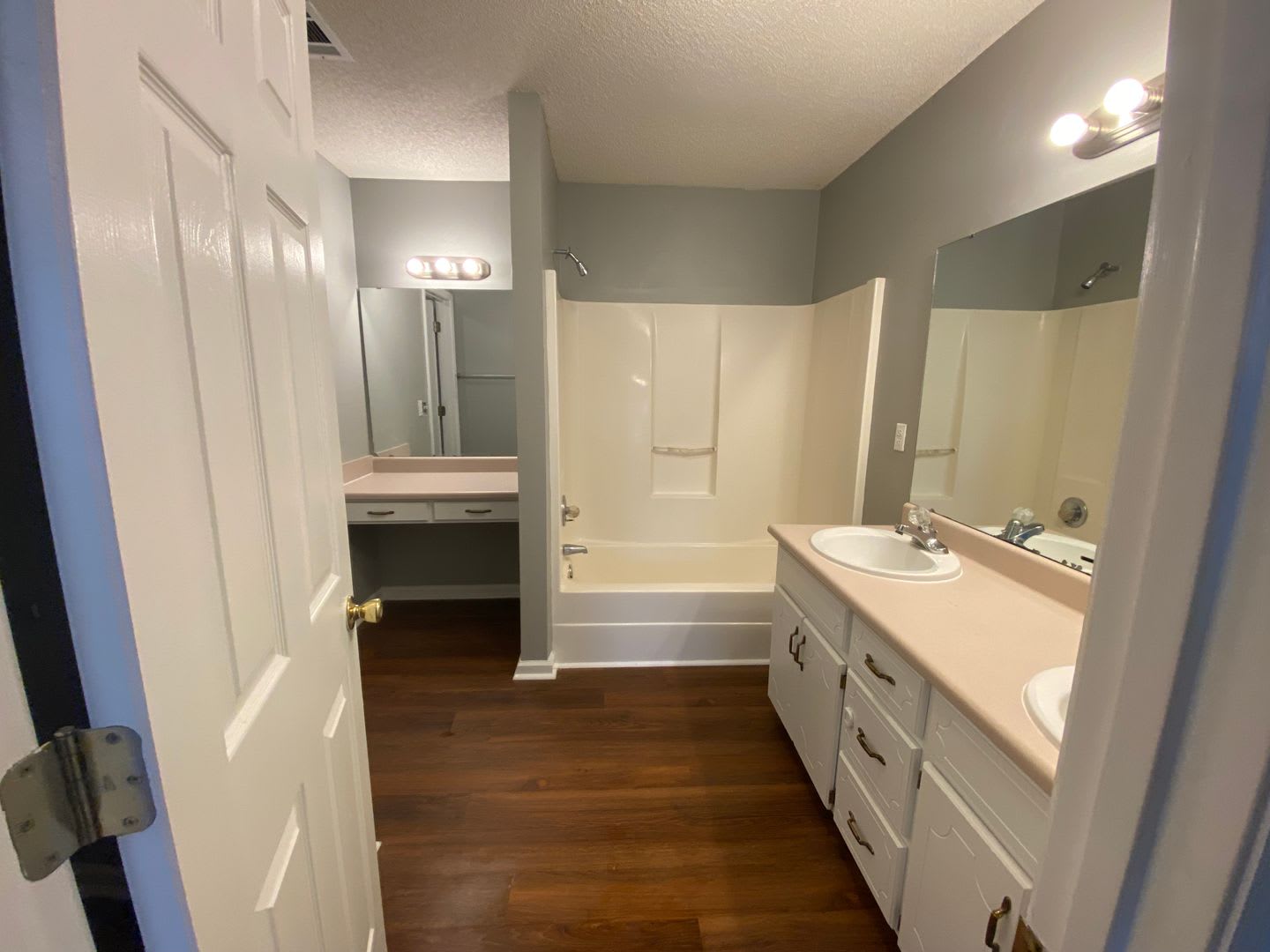 3928 Laurelbrook Drive – photo 3