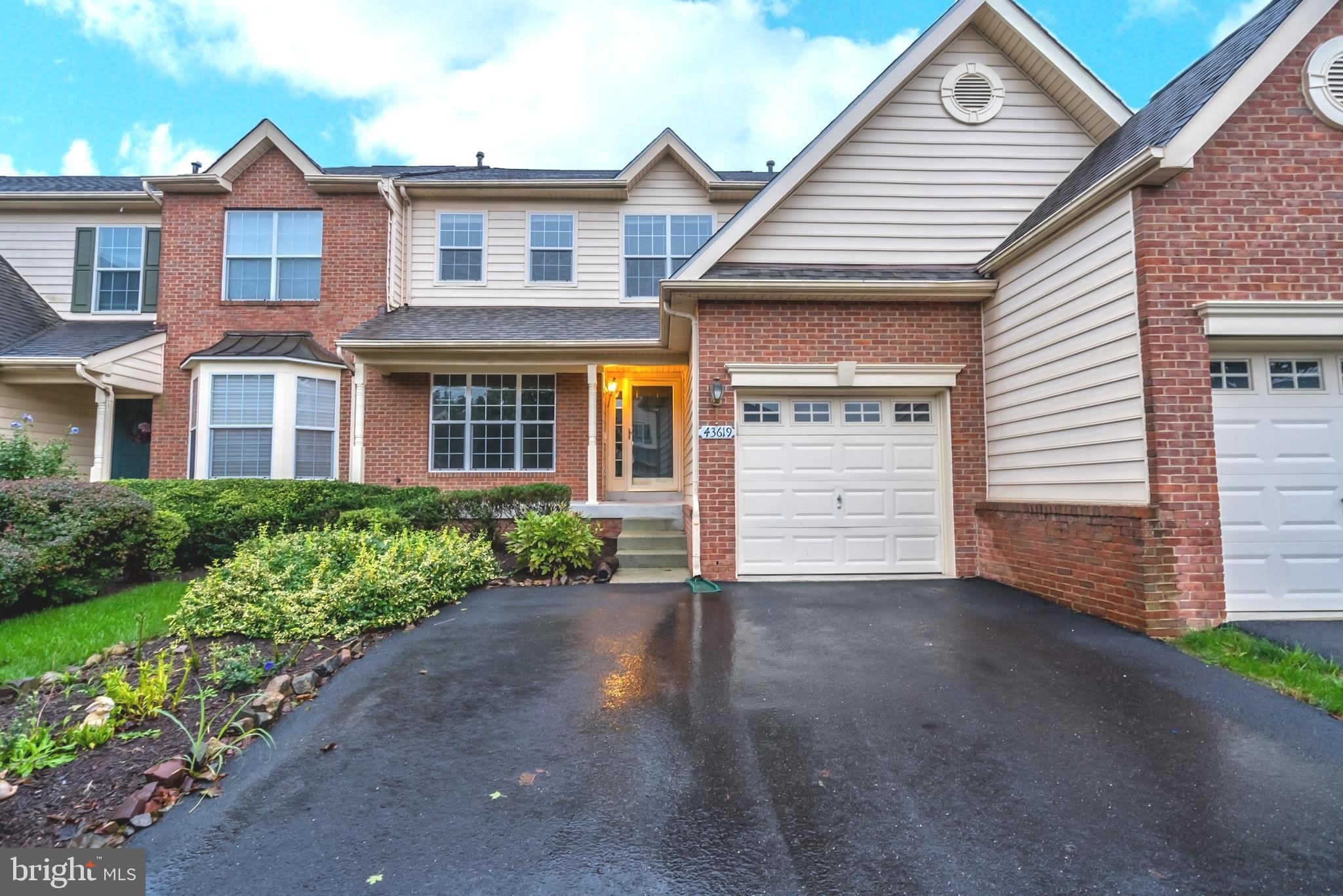 43619 DUNHILL CUP Square – photo 1