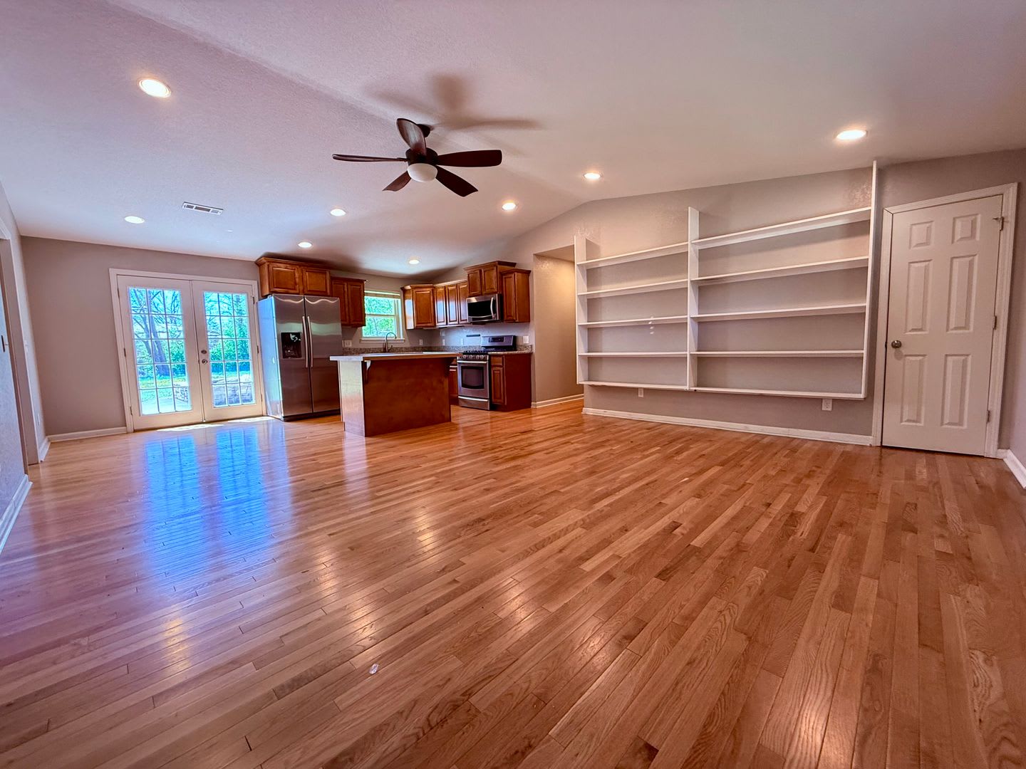 ***108 SE 13th Street*** – photo 3