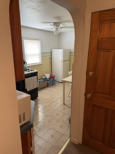 256 Martha Avenue – photo 5