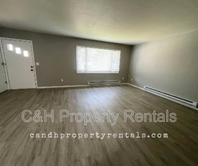 1327 Panners Place – photo 5