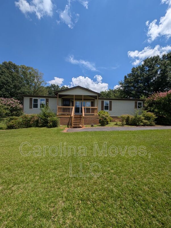 220 Farrs Road – photo 1
