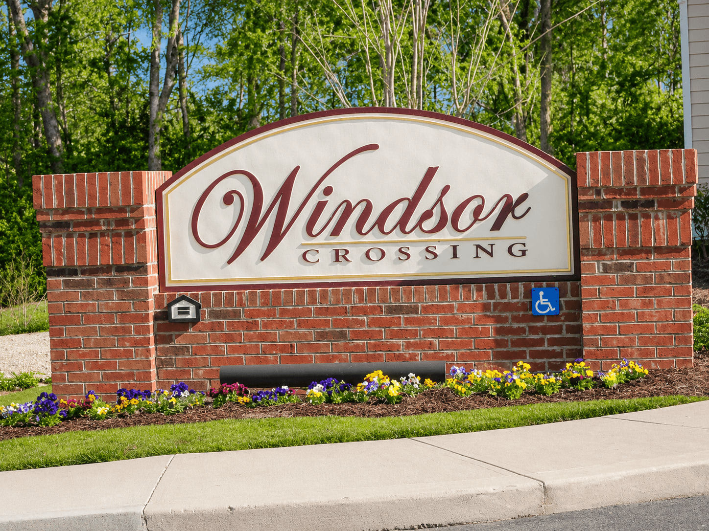 Windsor Crossing – photo 2