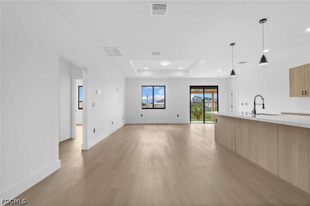 8033 Oakleaf Circle – photo 4