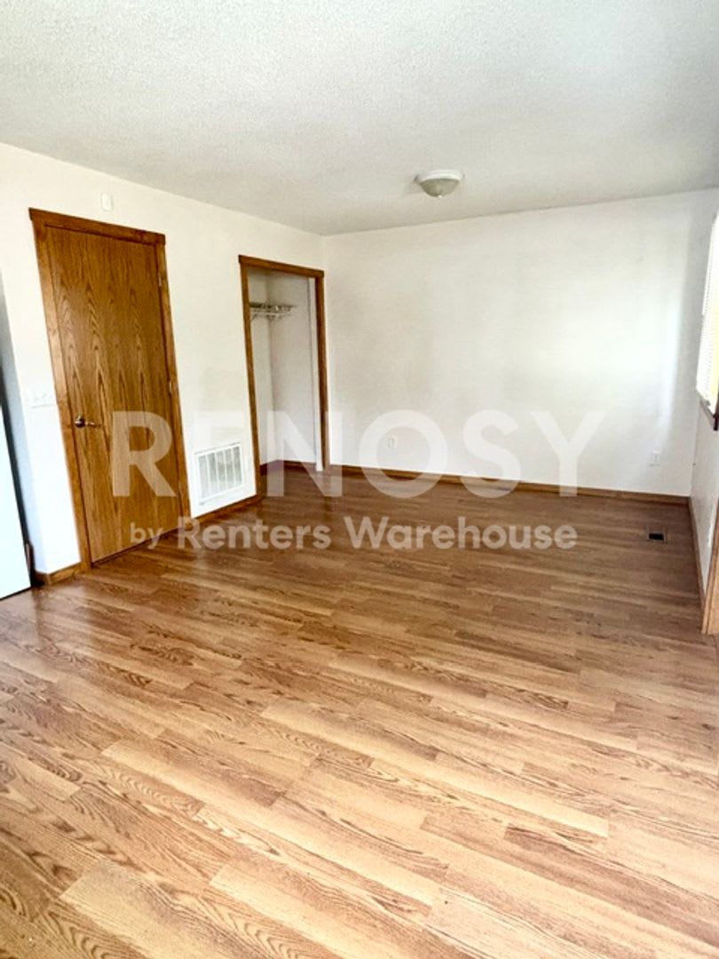 Available Now 2 Bedroom 1 Bath Single Family Home in Waite Park – photo 4