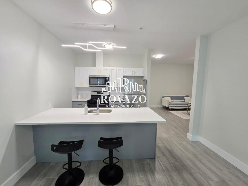 30 Ellis Avenue – photo 2