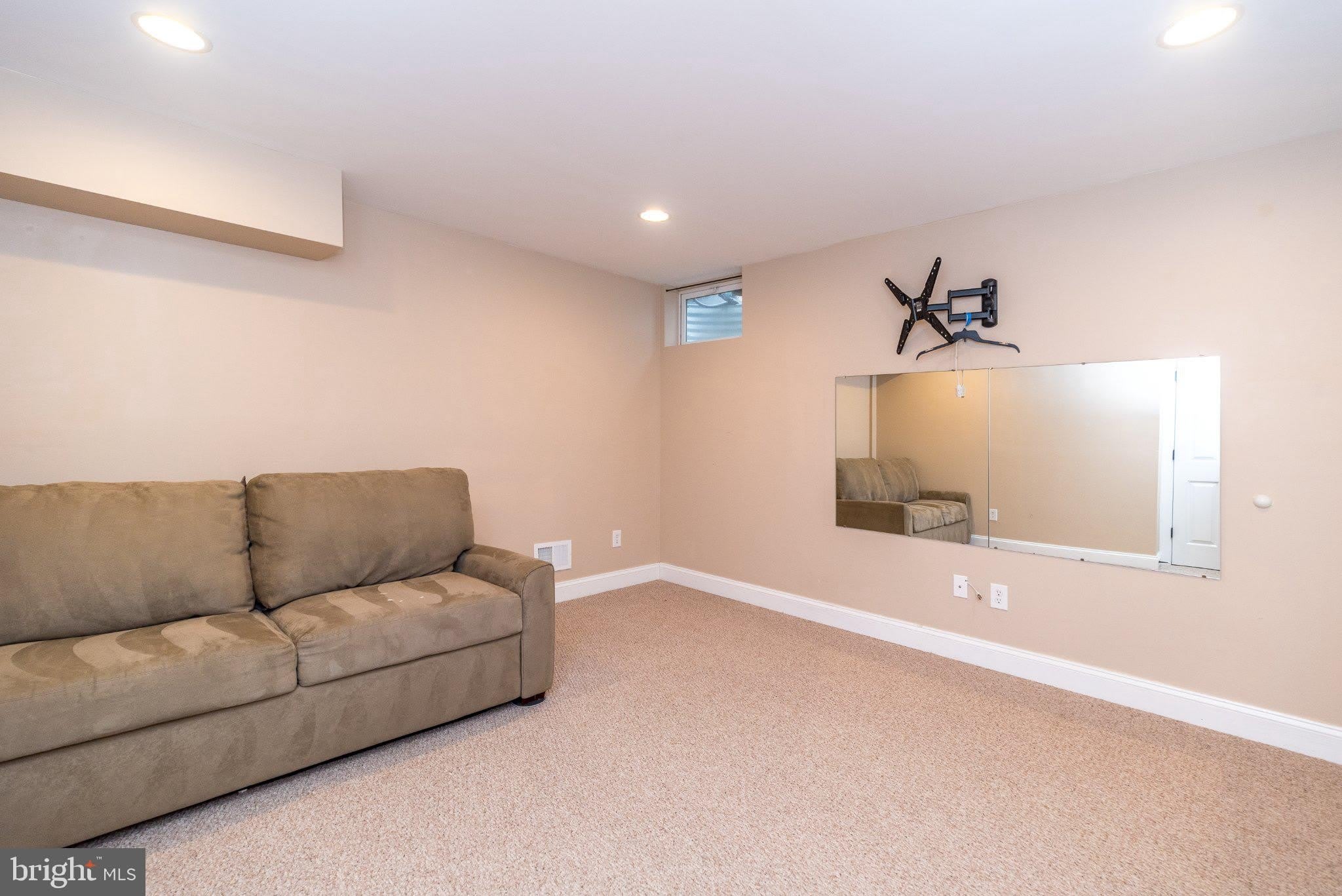 34 LUKENS Drive – photo 5