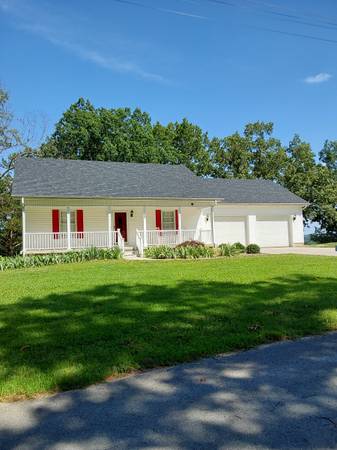 562 Twin Rivers Drive – photo 1