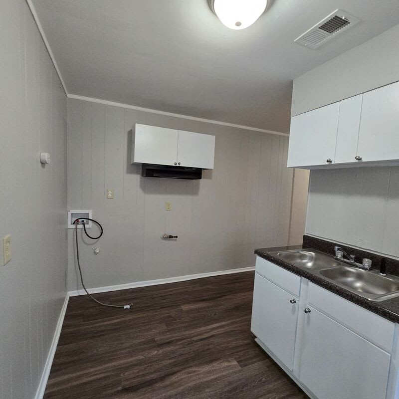 2659 Whitman Ave – photo 4