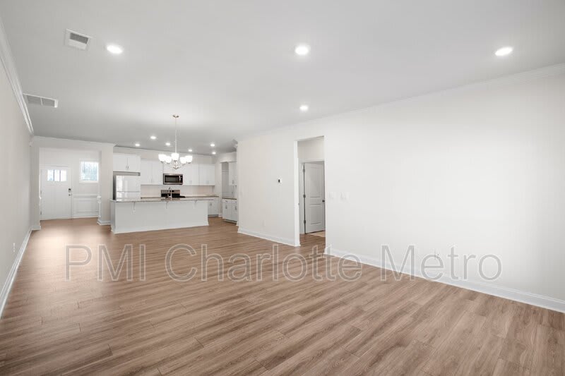 4217 Steel Way – photo 4