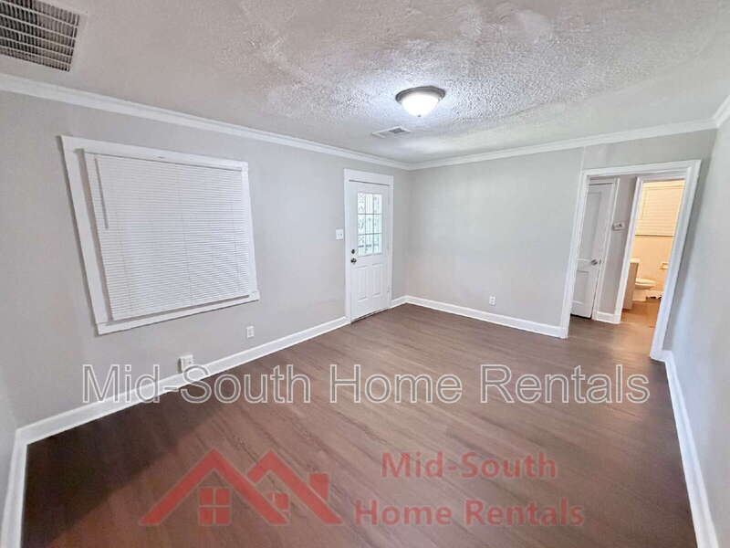 2139 Alameda Avenue – photo 4