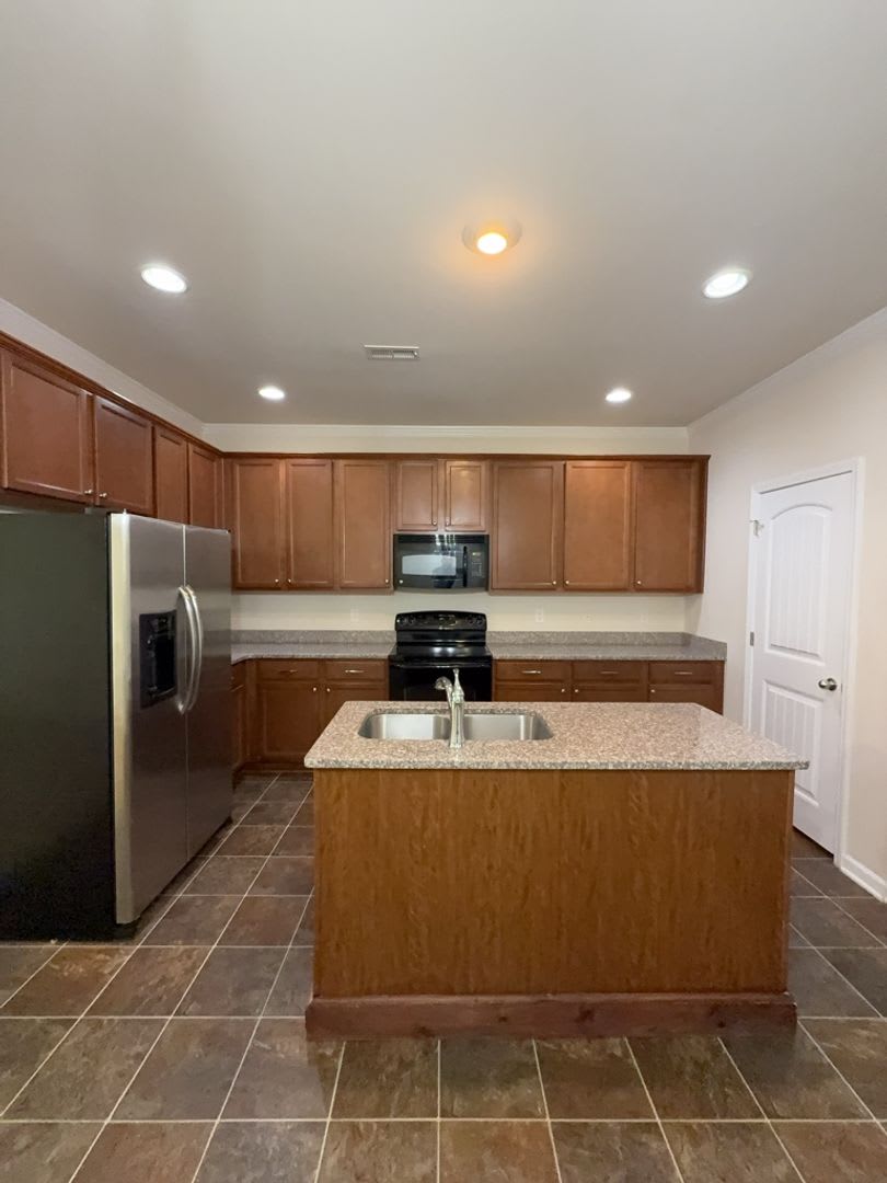 FOR RENT 204 Ashmore Ln 4Bed/2.5Bath – photo 5