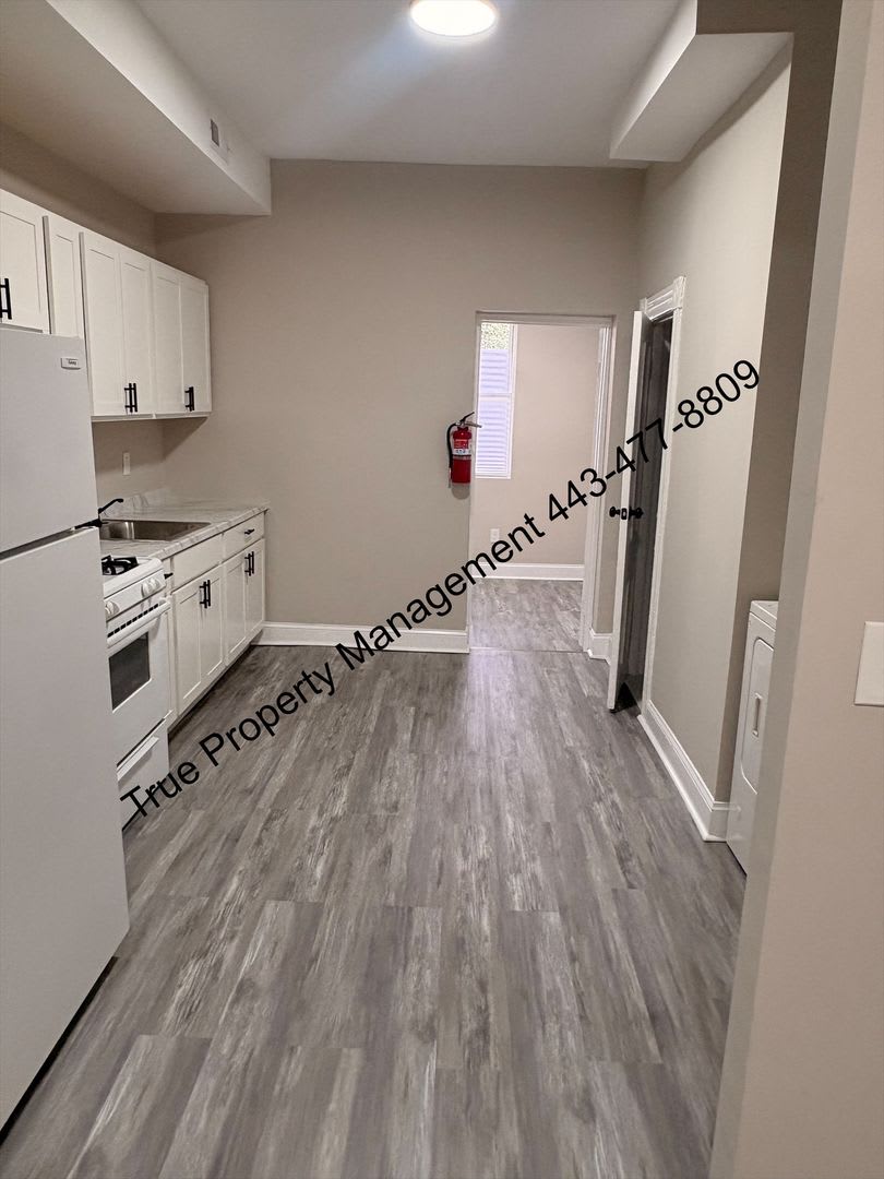 Spacious 3-Bedroom Home with In-Unit Washer & Dryer – Only $1,400/Month – photo 3