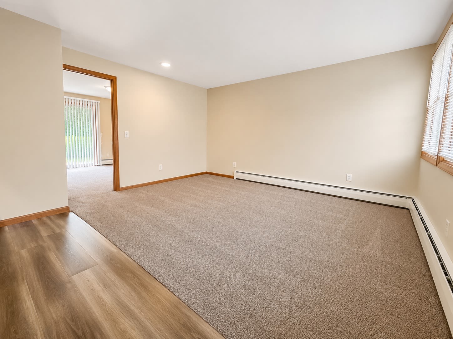 2180 2186 Allen Boulevard 2182 – photo 5
