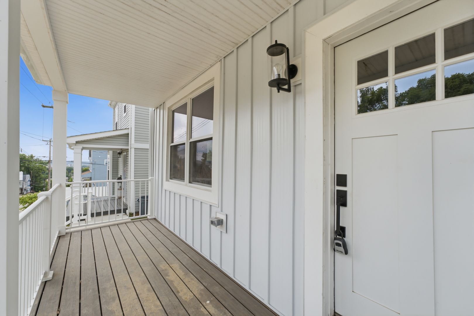 Gorgeous Remodeled 4 Bed 2 Bath Home In Garfield W Signing Incentives Available Now – photo 2