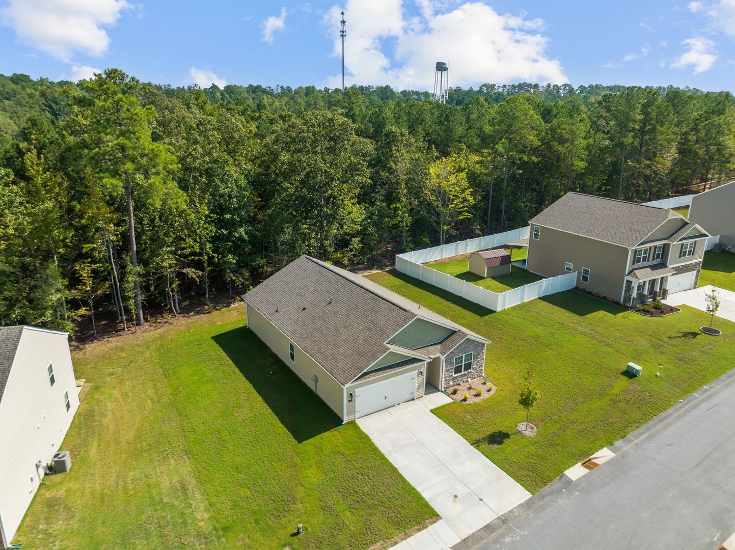 Beautifully designed 4-bedroom, 2-bath ranch – photo 2