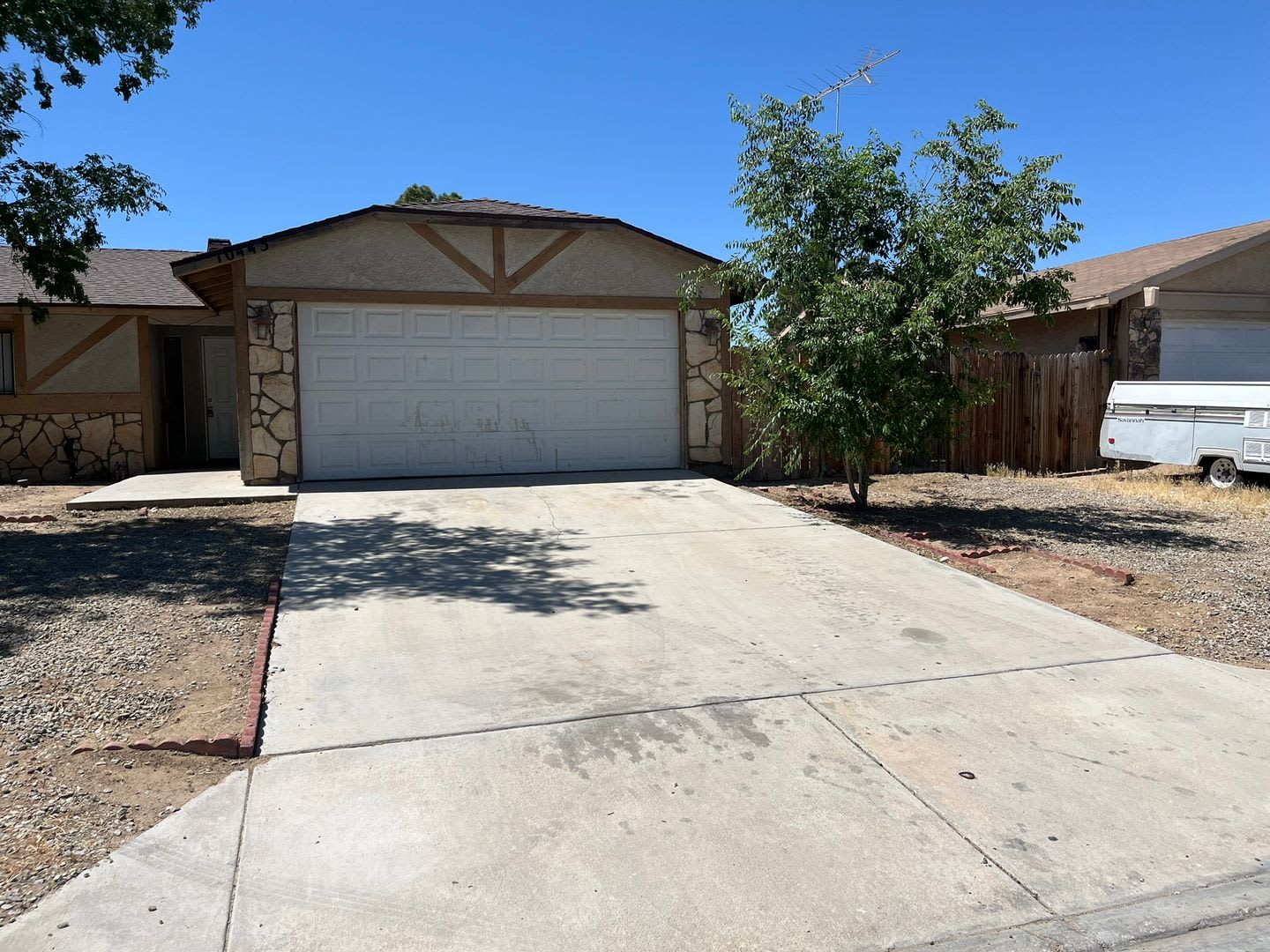 Coming Soon 3 Bedroom 2 Bathroom Available In Adelanto – photo 3