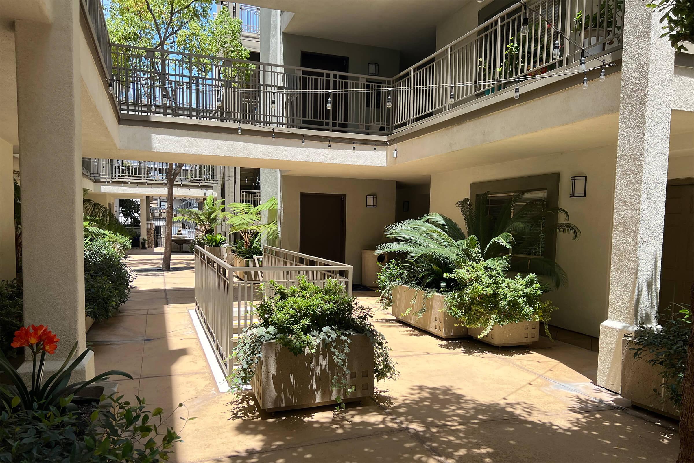 Mission Hills Commons – photo 3