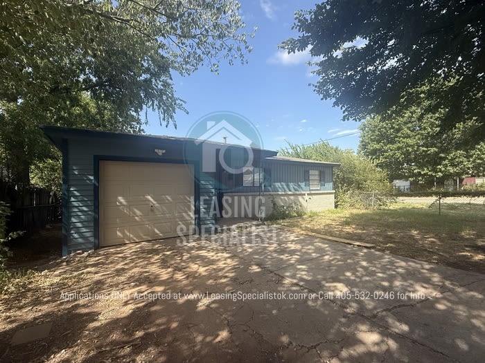 341 Southeast 67th Street – photo 3