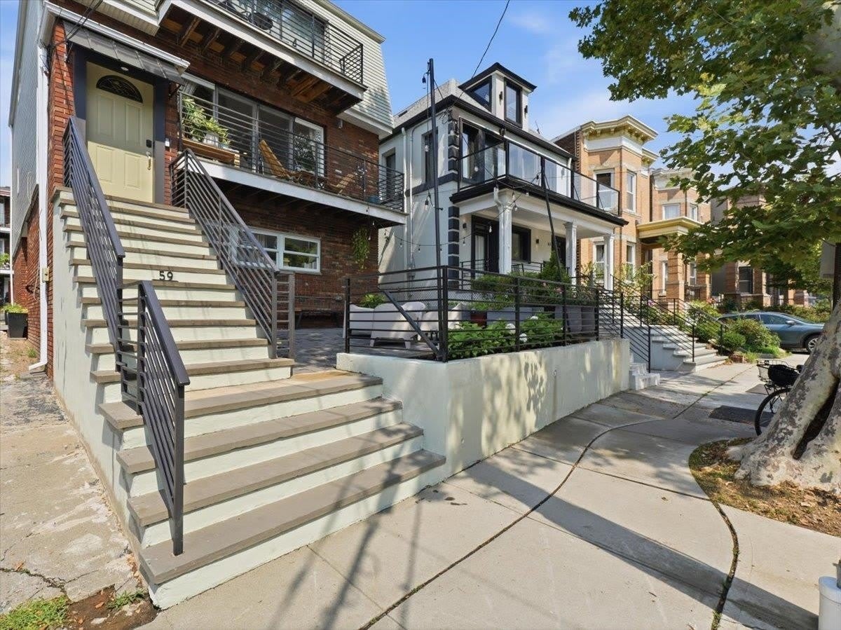 59 HAUXHURST AVE – photo 1