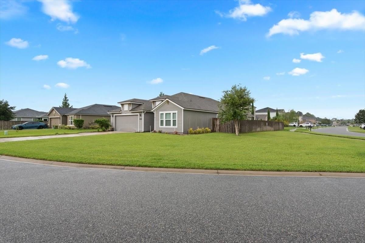 27 COLORADO SPRINGS Way – photo 2