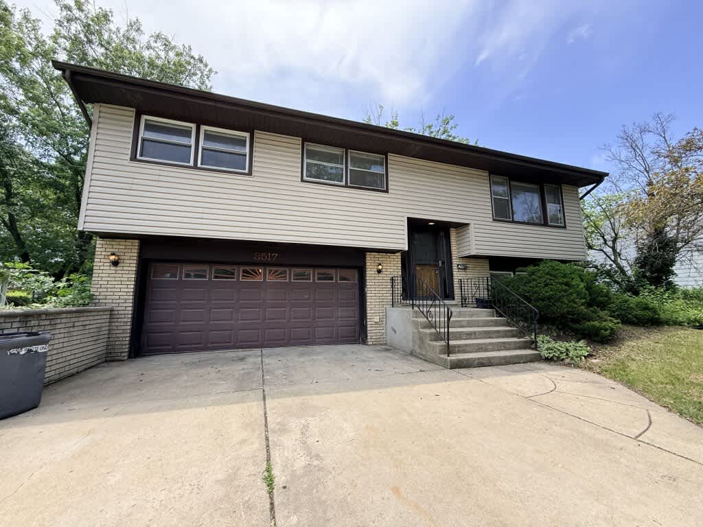 8517 West 87th Place – photo 1